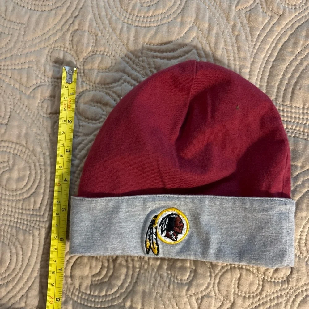 Washington Redskins Red and‎ Gray Beanie with Embroidered Logo